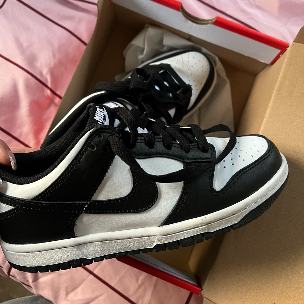 Nike pandas
